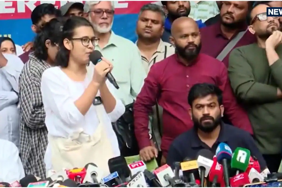 नेहा बोरा दिल्ली हाईकोर्ट पहुंचीं: पुलिस के ₹10,000 मुचलके वाले नोटिस को दी चुनौती