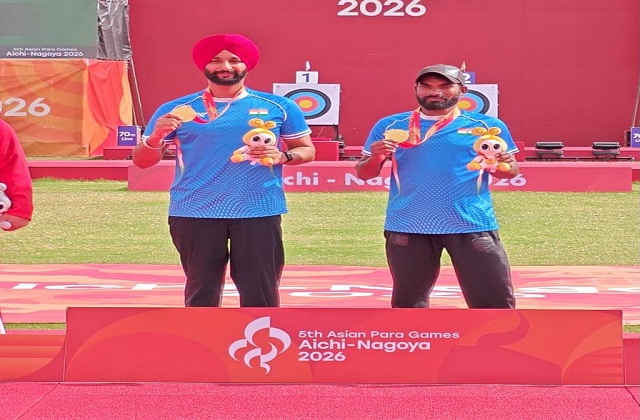एशियन पैरा गेम्स में भारत का जलवा: हरविंदर सिंह और विजय सुंडी की जोड़ी ने चीन को हराकार जीता गोल्ड, दीप्ति ने 400 मीटर दौड़ में भी हासिल किया स्वर्ण पदक